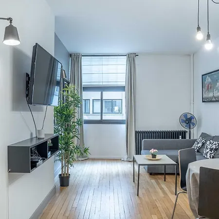 Lavie Maison Faubourg St Honore * Paris