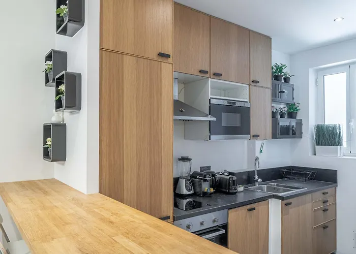 Apartment Lavie Maison Faubourg St Honore Paris